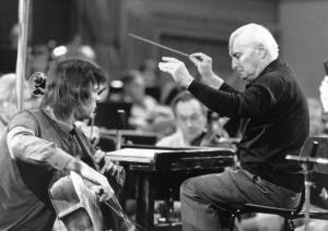 Julian Lloyd Webber and Vaclav Neumann with the Czech Philharmonic Orchestra