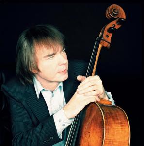 Julian Lloyd Webber Available for all usage when credited to Simon Fowler